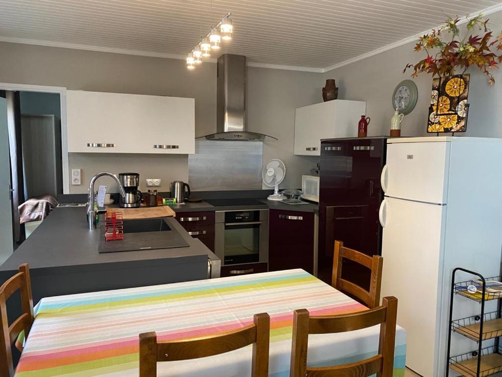 Gite A La Ferme - Confort & Nature Senouillac Exterior foto